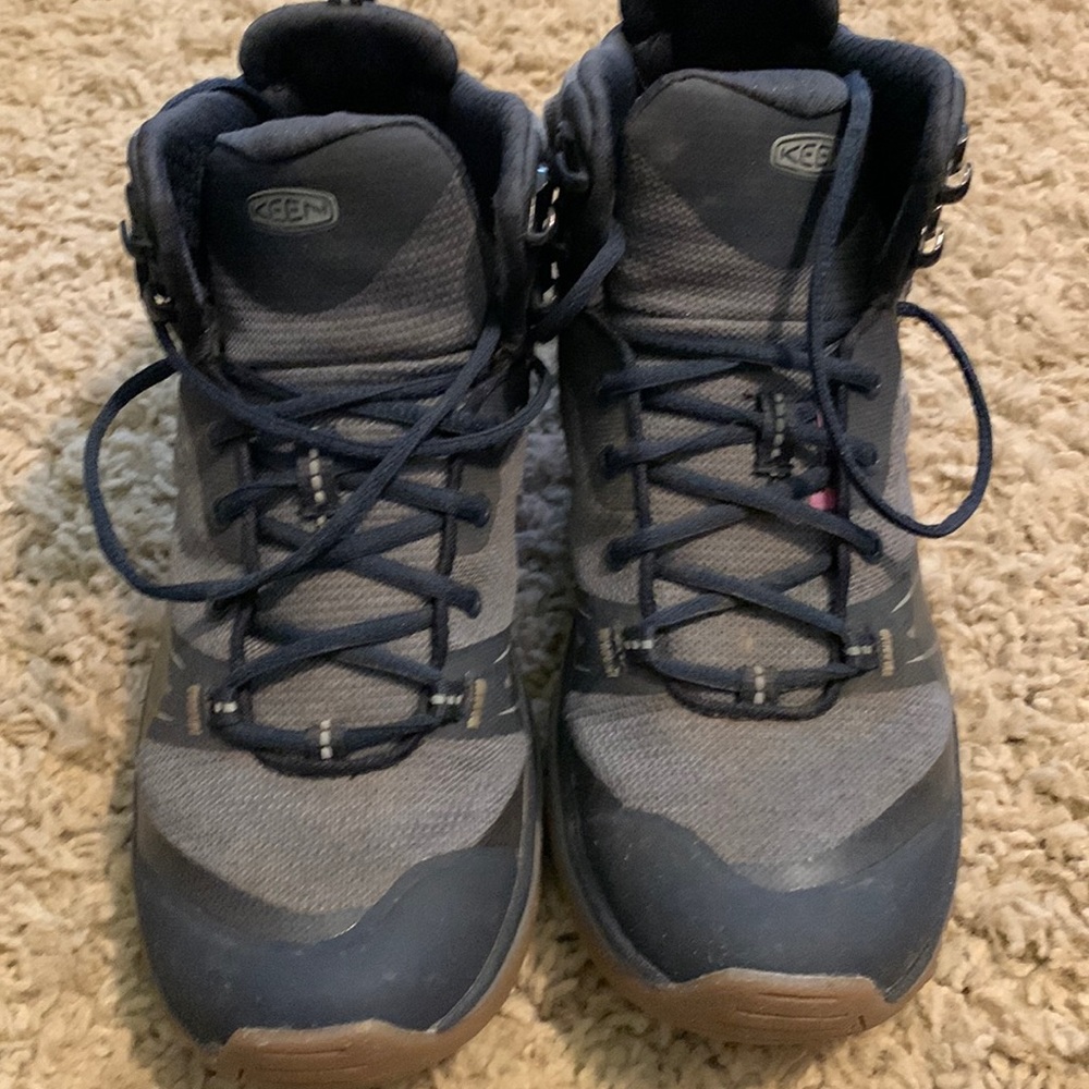 Keen hiking boots